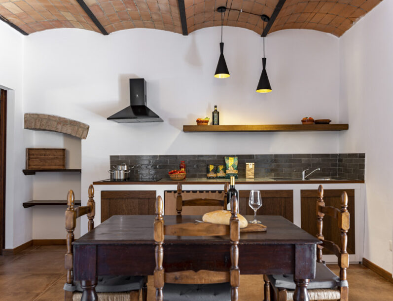 Cicalino3-cucina-1 Cicalino 3: Appartamento Confortevole nella Maremma Toscana per 2 Ospiti | Tenuta Il Cicalino